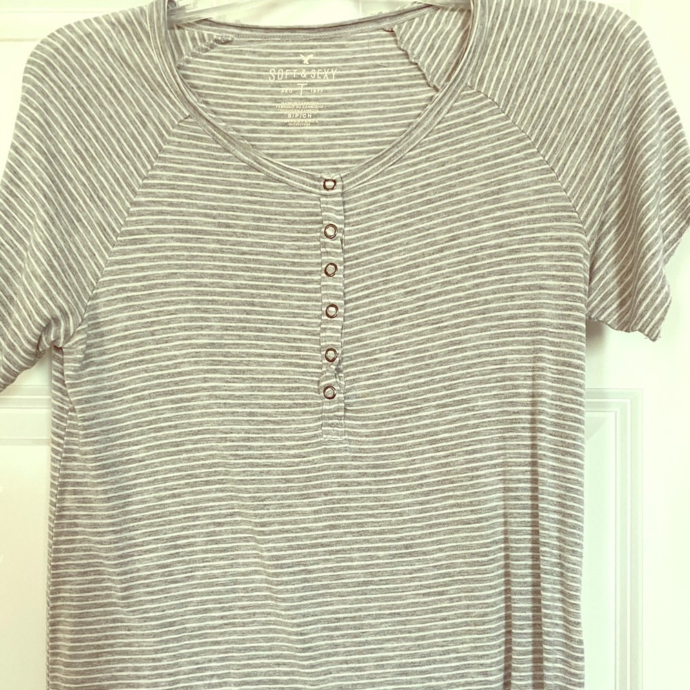 V neck t shirt